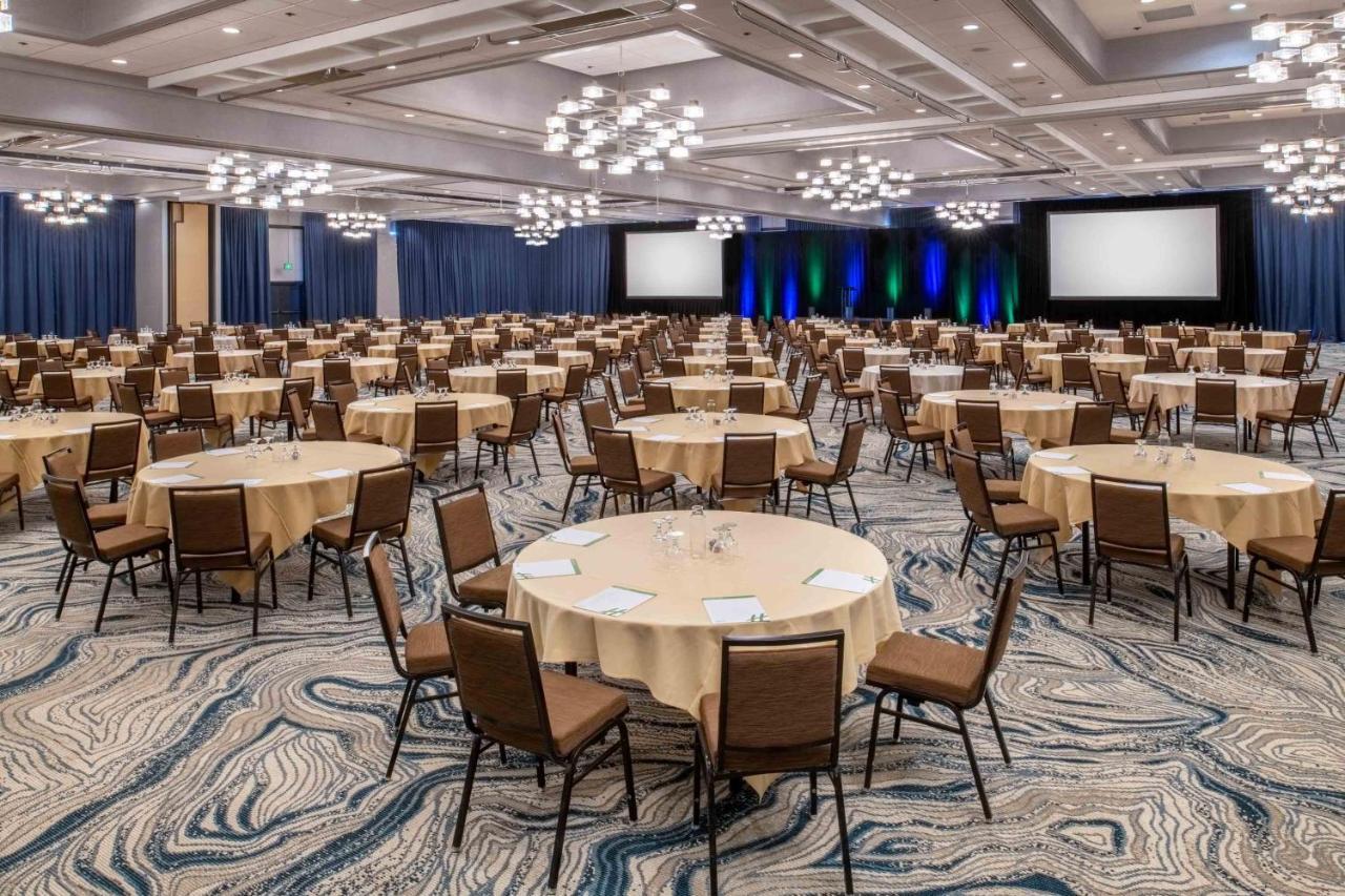 Holiday Inn Portland - Columbia Riverfront By Ihg Экстерьер фото