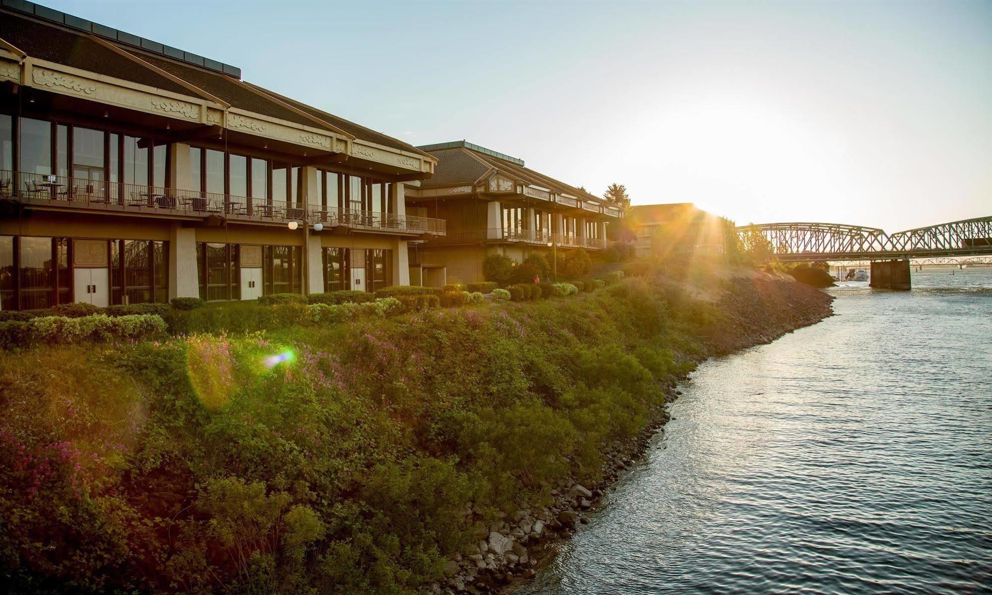 Holiday Inn Portland - Columbia Riverfront By Ihg Экстерьер фото